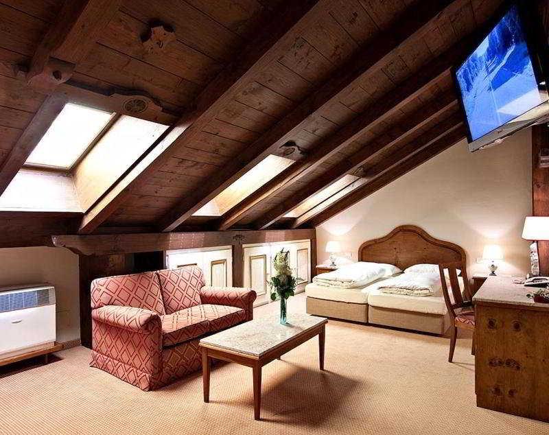 Atel Hotel Lasserhof Salzburg Room photo
